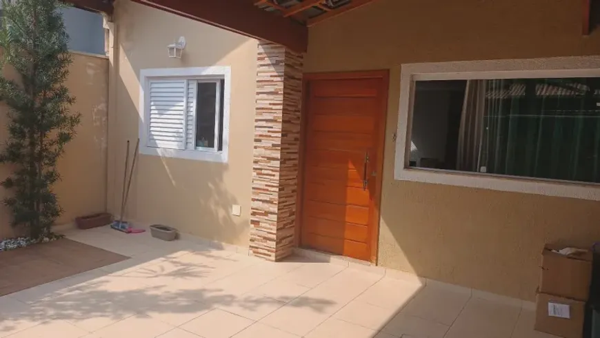 Foto 1 de Casa com 3 Quartos à venda, 90m² em Vila Branca, Jacareí