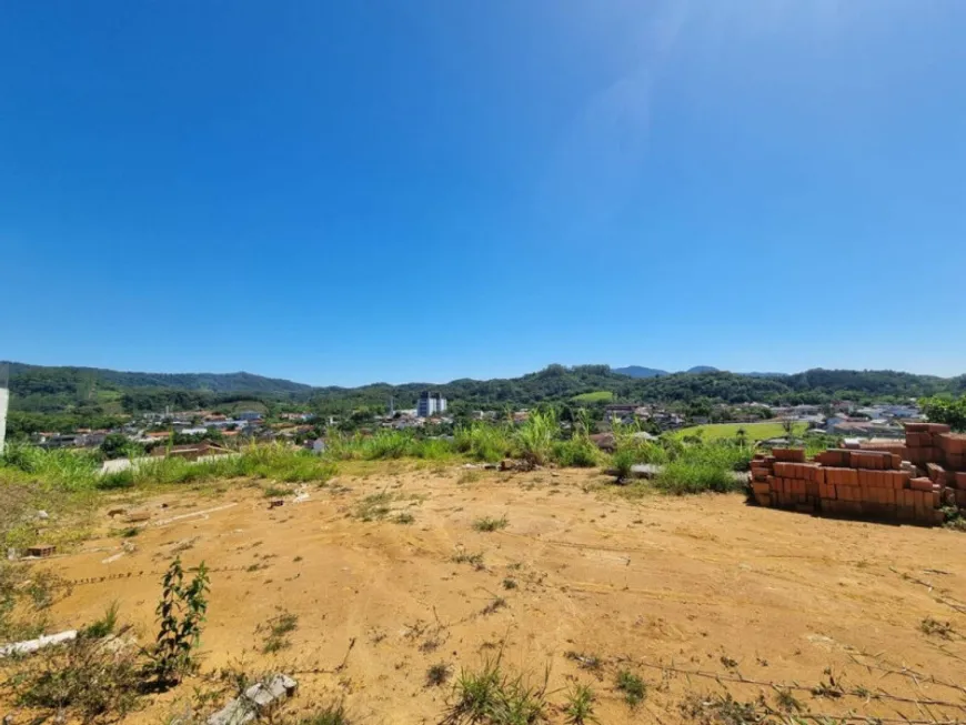 Foto 1 de Lote/Terreno à venda em Barra do Rio Cerro, Jaraguá do Sul