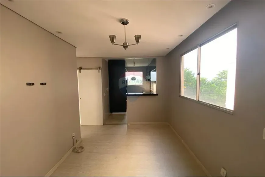 Foto 1 de Apartamento com 2 Quartos para alugar, 44m² em Parque Industrial, Araras