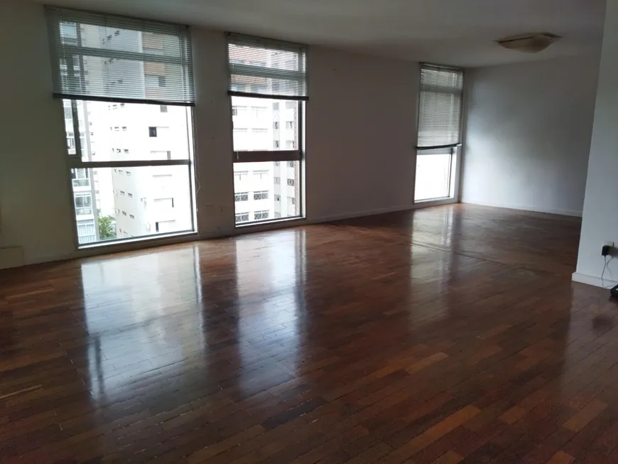 Foto 1 de Apartamento com 4 Quartos à venda, 221m² em Consolação, São Paulo