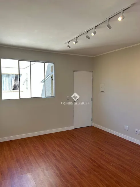 Foto 1 de Apartamento com 2 Quartos à venda, 58m² em Jardim Califórnia, Jacareí