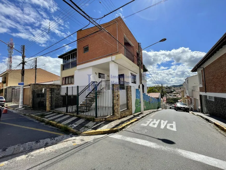 Foto 1 de Imóvel Comercial com 9 Quartos à venda, 390m² em Centro, Bragança Paulista