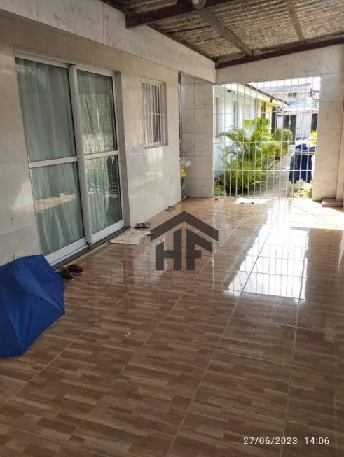 Foto 1 de Casa com 2 Quartos à venda, 70m² em Pau Amarelo, Paulista