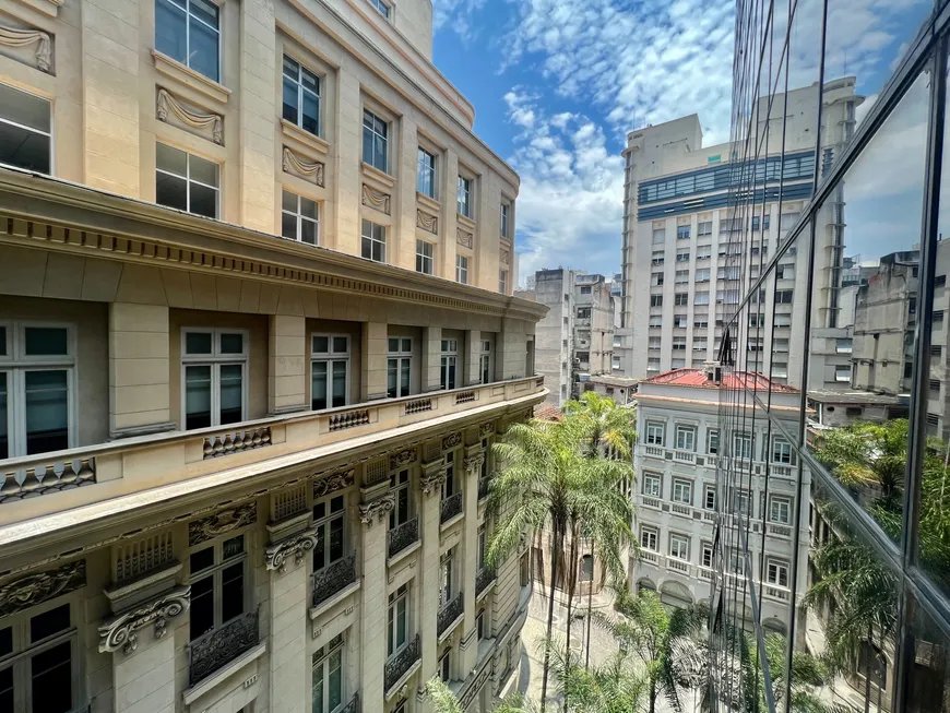 Foto 1 de Sala Comercial com 1 Quarto à venda, 38m² em Centro, Rio de Janeiro