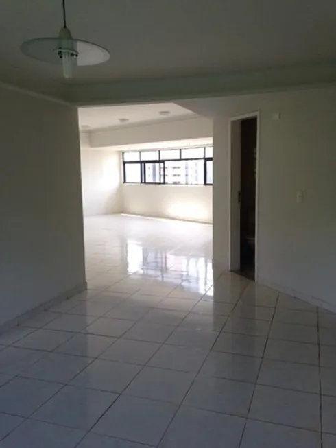 Foto 1 de Apartamento com 3 Quartos à venda, 160m² em Lagoa Nova, Natal