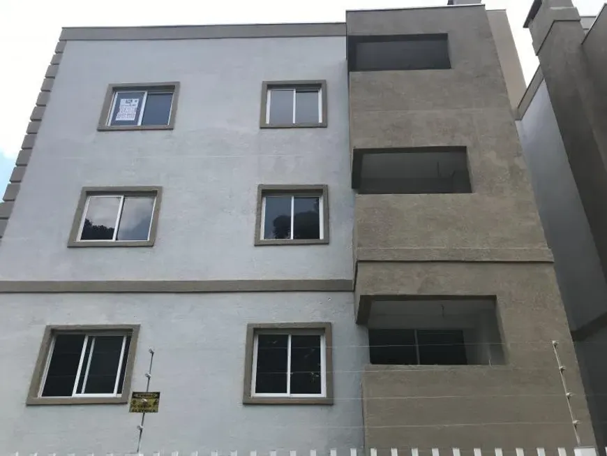 Foto 1 de Apartamento com 3 Quartos à venda, 59m² em Pinheirinho, Curitiba