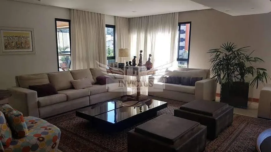 Foto 1 de Apartamento com 3 Quartos para alugar, 380m² em Jardim, Santo André