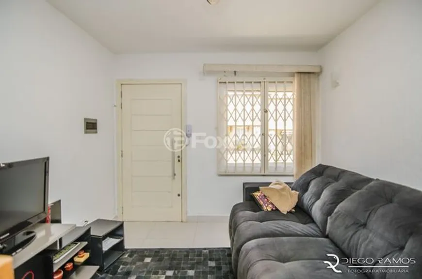 Foto 1 de Apartamento com 3 Quartos à venda, 70m² em Morro Santana, Porto Alegre