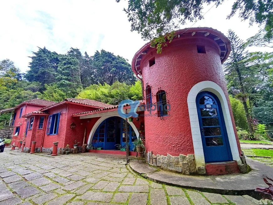 Foto 1 de Casa com 6 Quartos à venda, 237m² em Quitandinha, Petrópolis