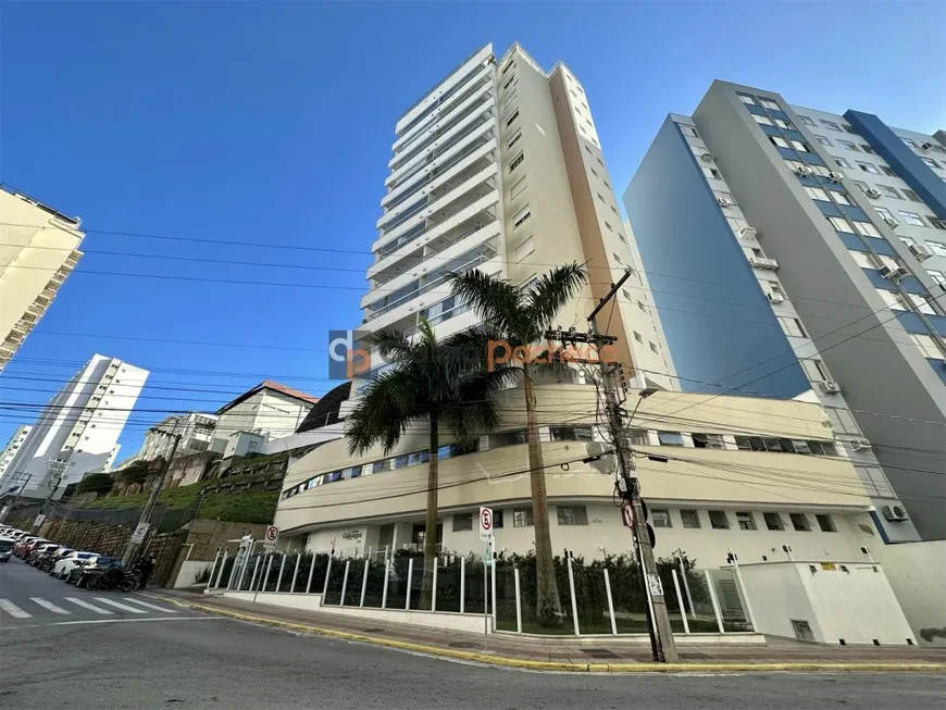 Foto 1 de Apartamento com 2 Quartos à venda, 57m² em Centro, Florianópolis