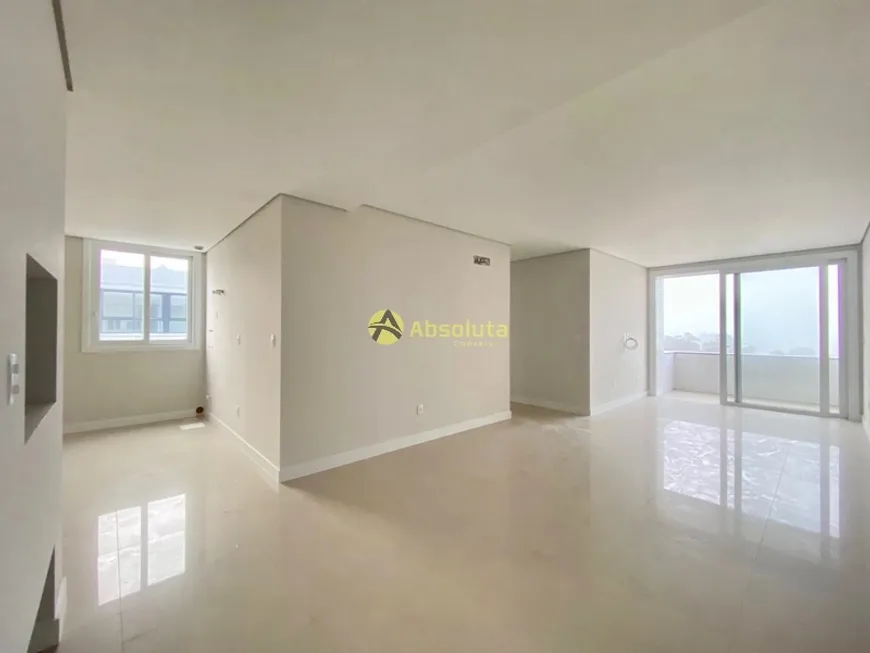 Foto 1 de Apartamento com 3 Quartos à venda, 174m² em Centro, Atlântida