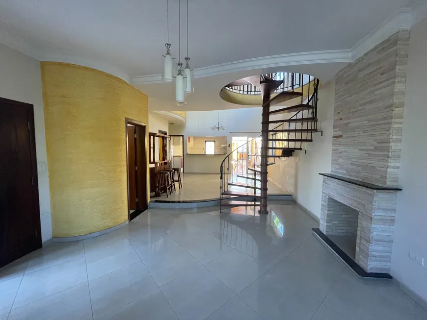 Foto 1 de Casa de Condomínio com 4 Quartos à venda, 310m² em Jardim das Nações, Taubaté