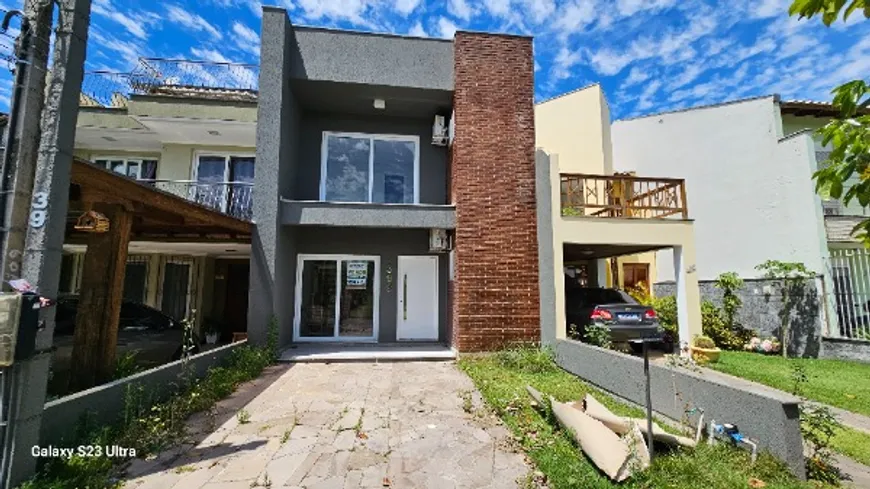 Foto 1 de Casa com 3 Quartos à venda, 175m² em Lagos de Nova Ipanema, Porto Alegre