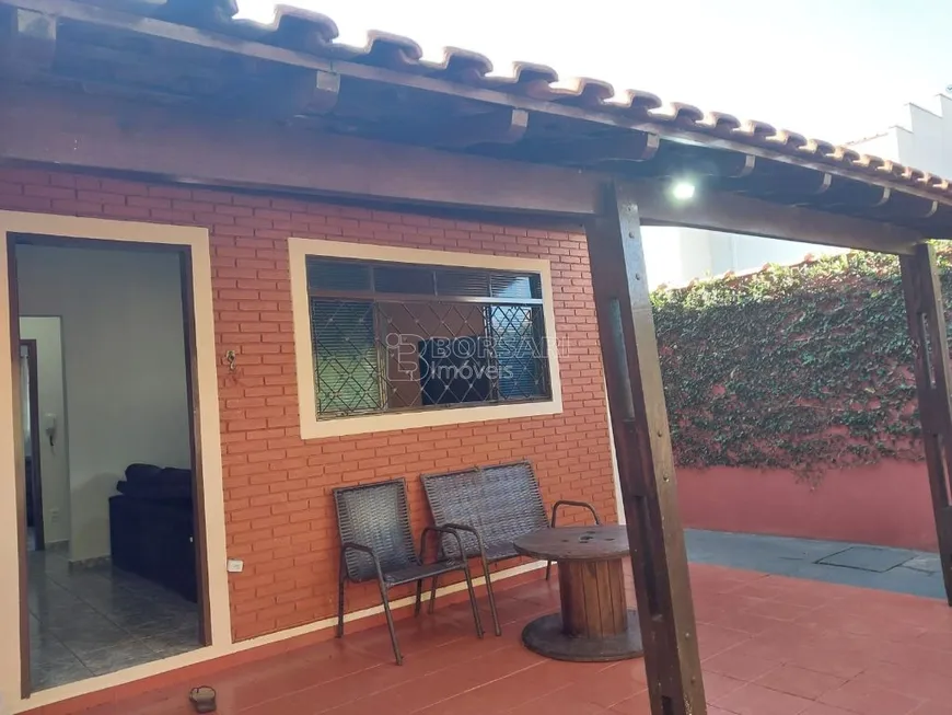 Foto 1 de Casa com 2 Quartos para venda ou aluguel, 98m² em Jardim Aclimação, Araraquara