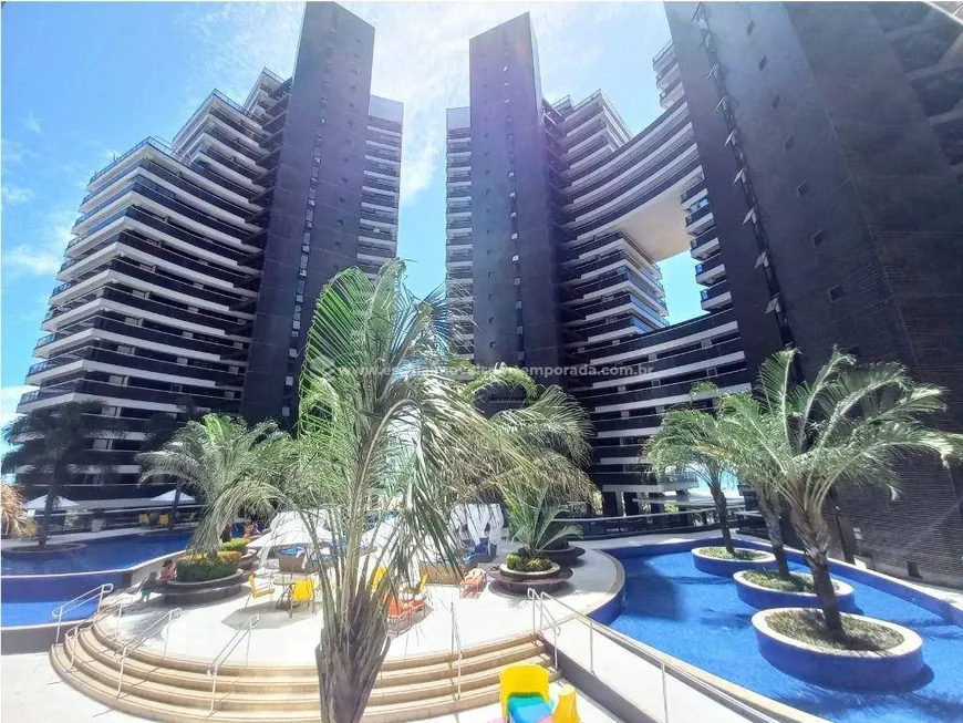Foto 1 de Apartamento com 2 Quartos para alugar, 66m² em Meireles, Fortaleza