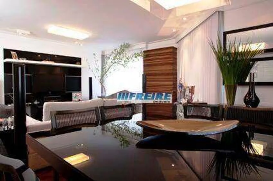 Foto 1 de Apartamento com 3 Quartos para venda ou aluguel, 175m² em Santo Antônio, São Caetano do Sul