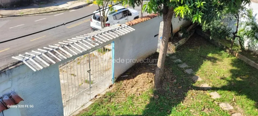 Foto 1 de Sobrado com 3 Quartos à venda, 185m² em Parque Fazendinha, Campinas