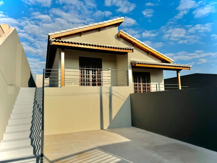 Foto 1 de Casa com 2 Quartos à venda, 58m² em Zona Rural, Jarinu