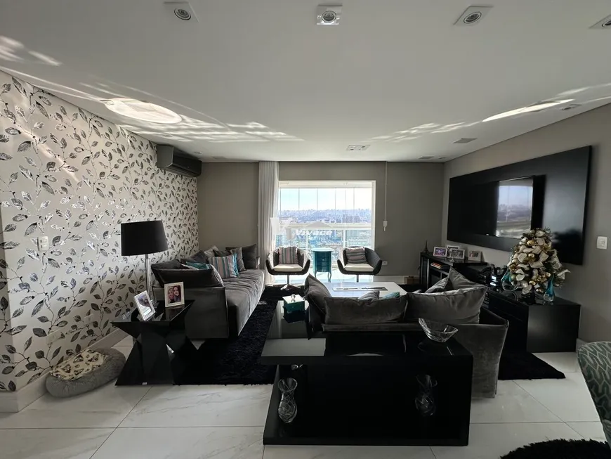 Foto 1 de Apartamento com 3 Quartos à venda, 158m² em Vila Maria Alta, São Paulo