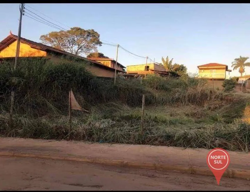 Foto 1 de Lote/Terreno à venda, 250m² em Bom Jardim, Mário Campos