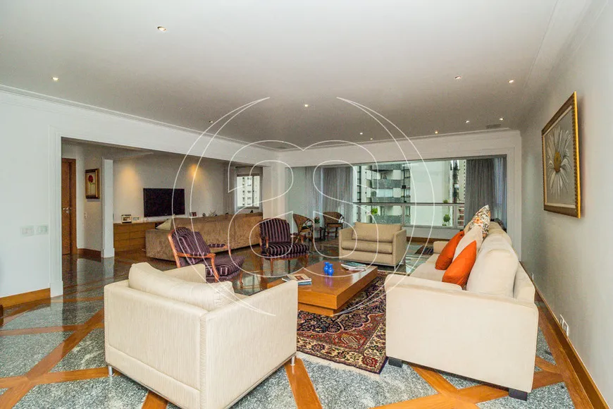 Foto 1 de Apartamento com 4 Quartos à venda, 312m² em Moema, São Paulo