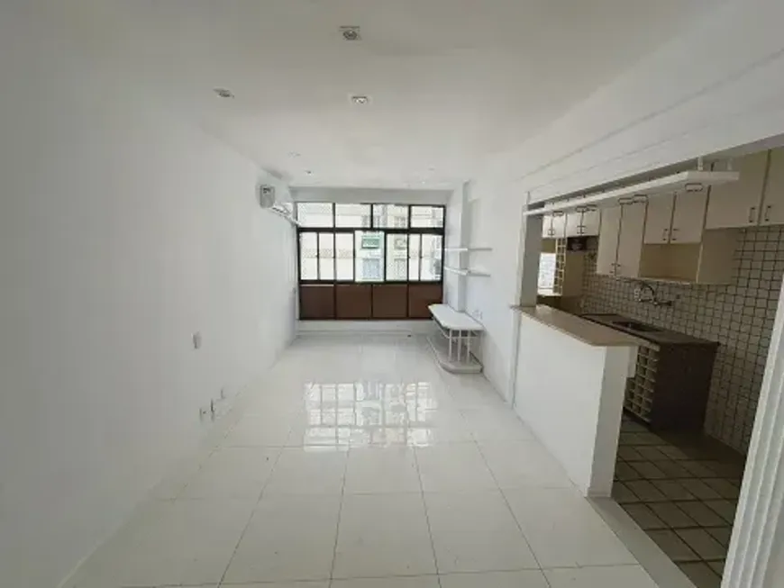 Foto 1 de Apartamento com 2 Quartos à venda, 105m² em Leblon, Rio de Janeiro