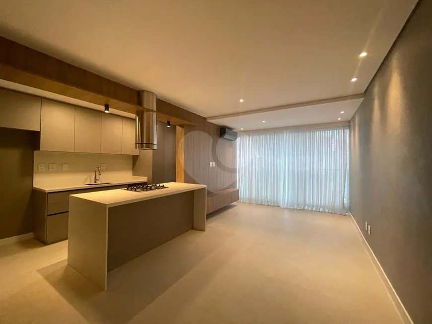 Foto 1 de Apartamento com 2 Quartos para venda ou aluguel, 92m² em Cerqueira César, São Paulo