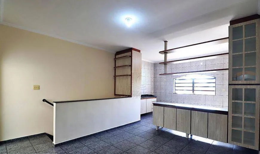 Foto 1 de Sobrado com 3 Quartos à venda, 308m² em Parque Erasmo Assuncao, Santo André