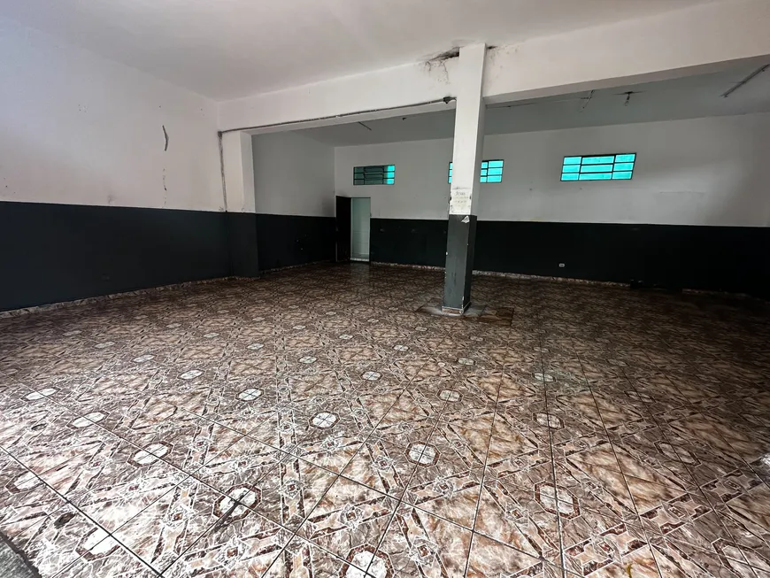 Foto 1 de Galpão/Depósito/Armazém para alugar, 90m² em Vila São José, Taubaté