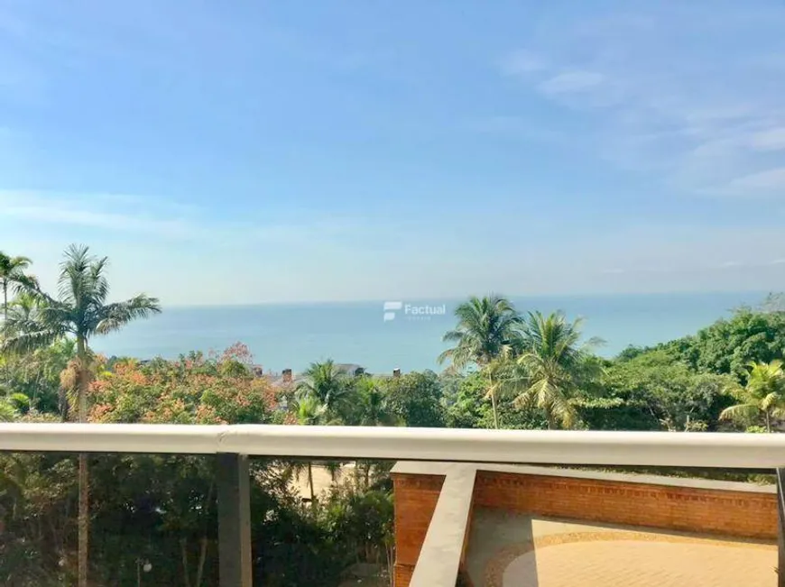 Foto 1 de Apartamento com 3 Quartos à venda, 175m² em Morro Sorocotuba, Guarujá