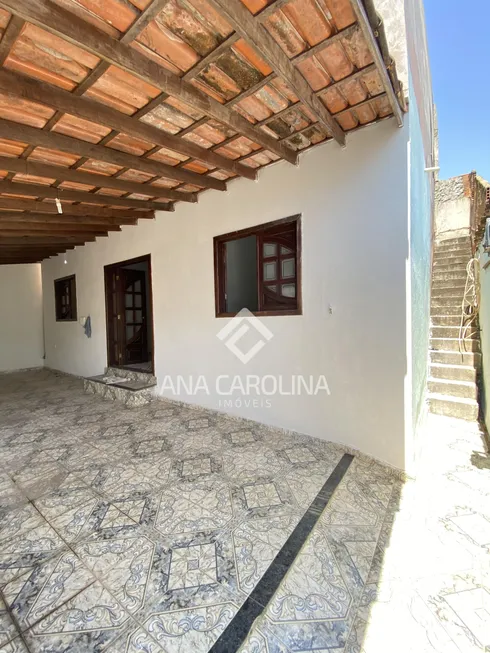 Foto 1 de Casa com 5 Quartos à venda, 130m² em Vila Guilhermina, Montes Claros