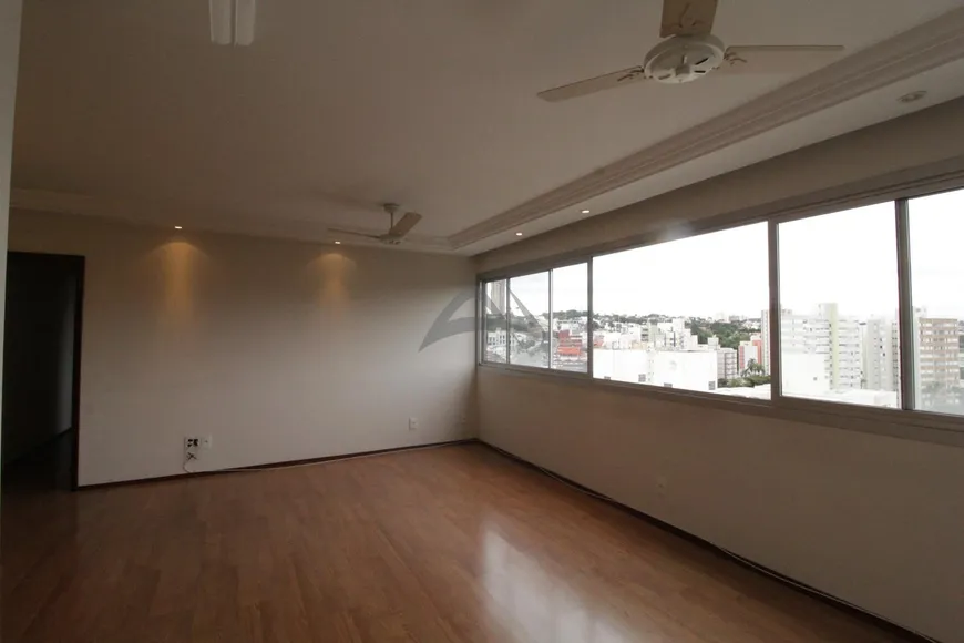 Foto 1 de Apartamento com 3 Quartos para alugar, 120m² em Bosque, Campinas
