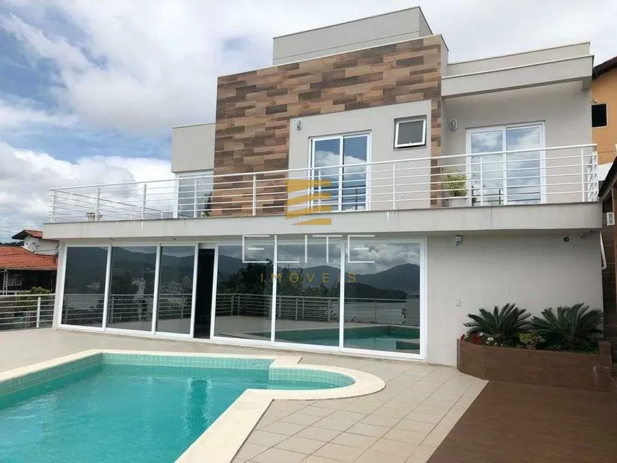 Foto 1 de Casa com 3 Quartos à venda, 365m² em Agronômica, Florianópolis