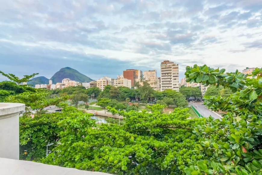 Foto 1 de Apartamento com 3 Quartos à venda, 148m² em Leblon, Rio de Janeiro