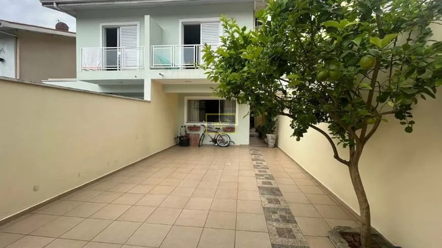 Foto 1 de Casa com 3 Quartos à venda, 131m² em Chacara Canta Galo, Cotia