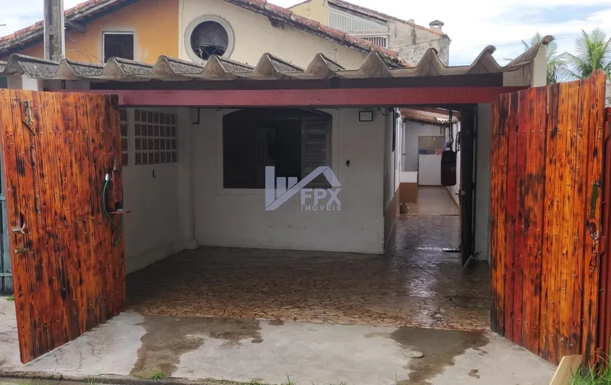 Foto 1 de Casa com 2 Quartos à venda, 58m² em Jardim Suarão, Itanhaém