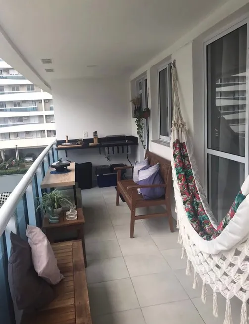 Foto 1 de Apartamento com 3 Quartos à venda, 107m² em Recreio Dos Bandeirantes, Rio de Janeiro