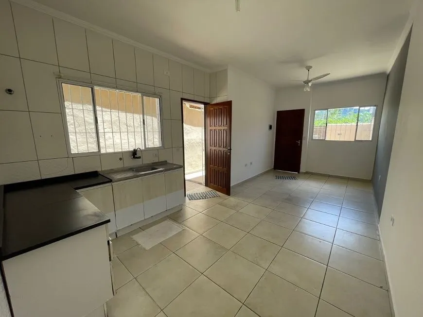 Foto 1 de Casa com 2 Quartos à venda, 85m² em Amaralina, Salvador