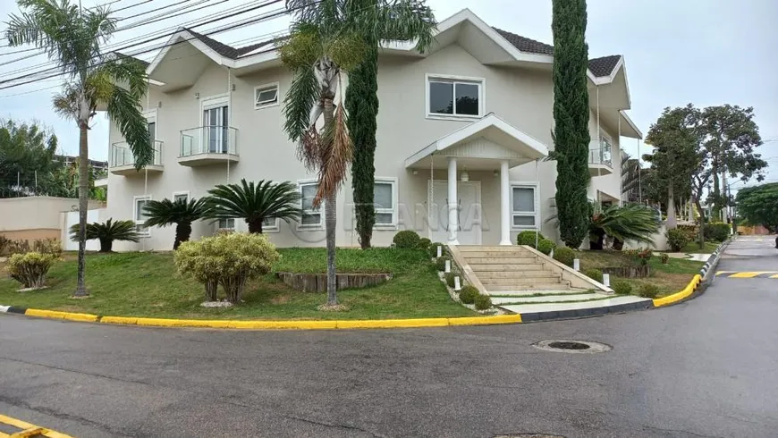 Foto 1 de Casa de Condomínio com 3 Quartos à venda, 450m² em Villa Branca, Jacareí