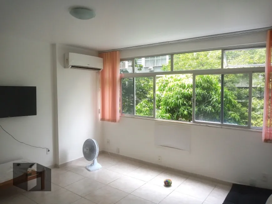 Foto 1 de Apartamento com 3 Quartos à venda, 93m² em Leblon, Rio de Janeiro
