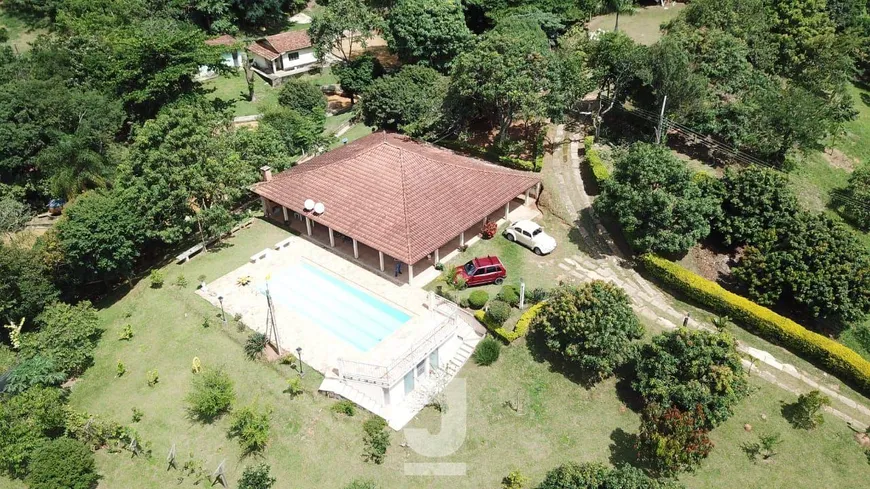 Foto 1 de Fazenda/Sítio com 5 Quartos à venda, 480m² em Jardim das Aves, Amparo