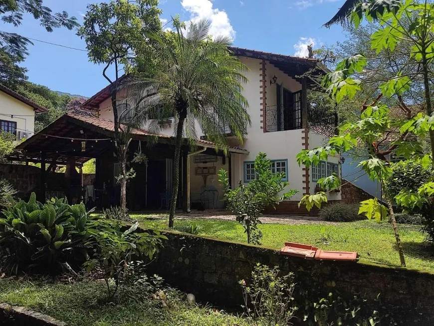 Foto 1 de Casa de Condomínio com 3 Quartos à venda, 139m² em Limoeiro, Guapimirim