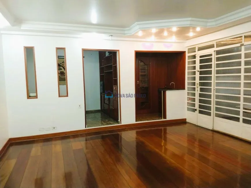 Foto 1 de Sobrado com 3 Quartos à venda, 196m² em Planalto Paulista, São Paulo