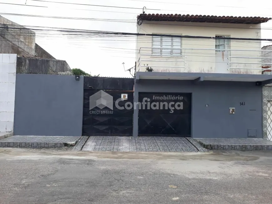 Foto 1 de Casa com 3 Quartos à venda, 396m² em Quintino Cunha, Fortaleza