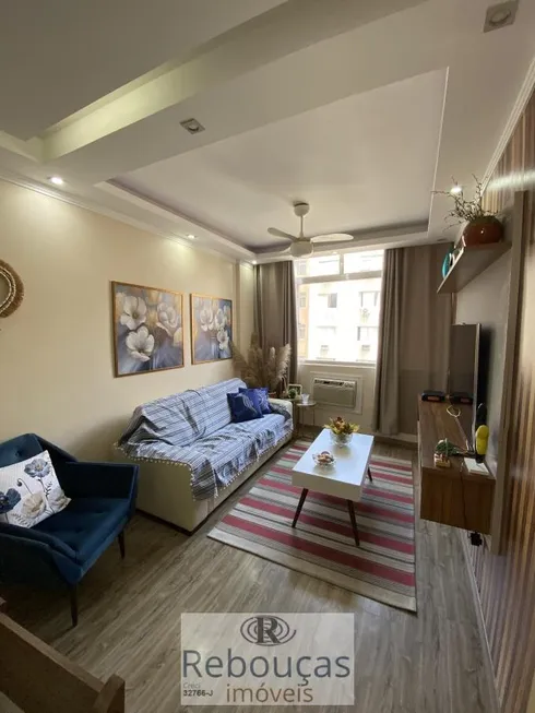 Foto 1 de Apartamento com 2 Quartos à venda, 75m² em Gonzaga, Santos