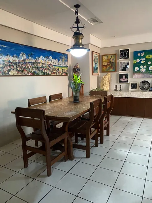 Foto 1 de Apartamento com 3 Quartos à venda, 120m² em Graças, Recife