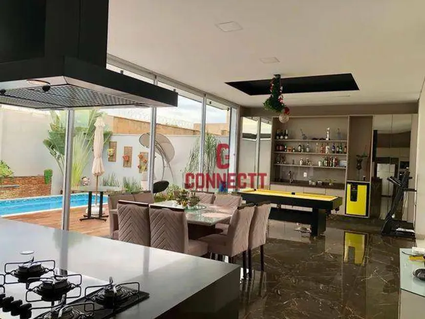 Foto 1 de Casa de Condomínio com 3 Quartos à venda, 246m² em Centro, Jardinópolis