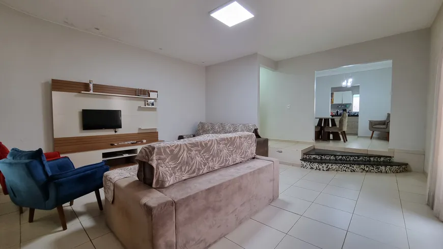 Foto 1 de Casa de Condomínio com 3 Quartos à venda, 220m² em Condominio Imperio dos Nobres, Brasília