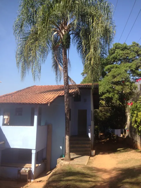 Foto 1 de Fazenda/Sítio com 3 Quartos à venda, 208m² em Jardim Roseira de Cima, Jaguariúna