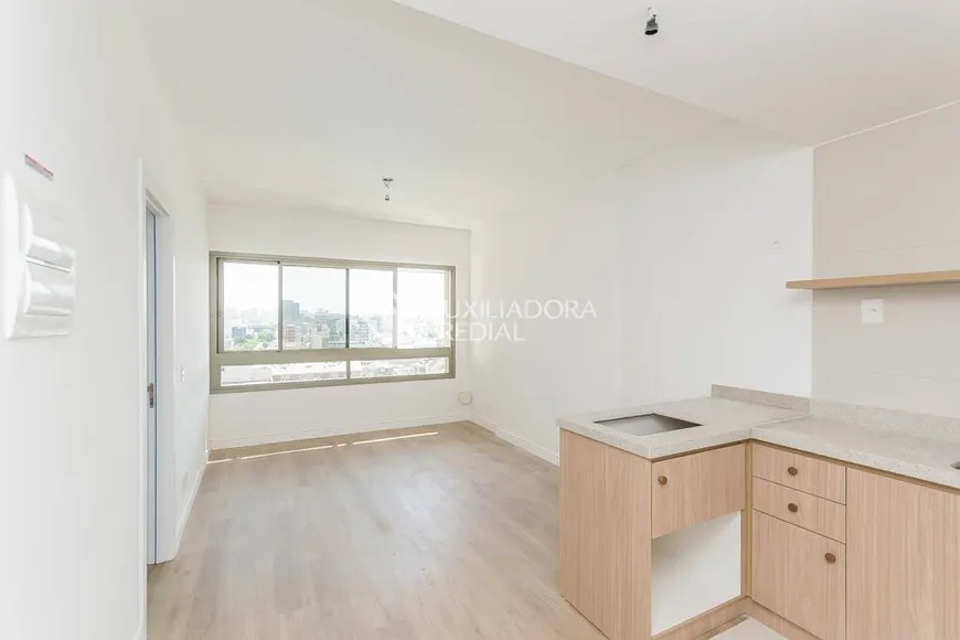 Foto 1 de Apartamento com 1 Quarto para alugar, 44m² em Praia de Belas, Porto Alegre